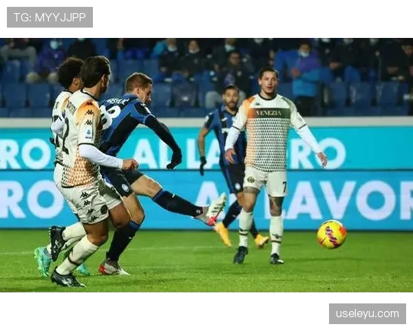 奥斯梅恩与弗拉霍维奇：终结效率差异背后的战术角色与进攻机制解析